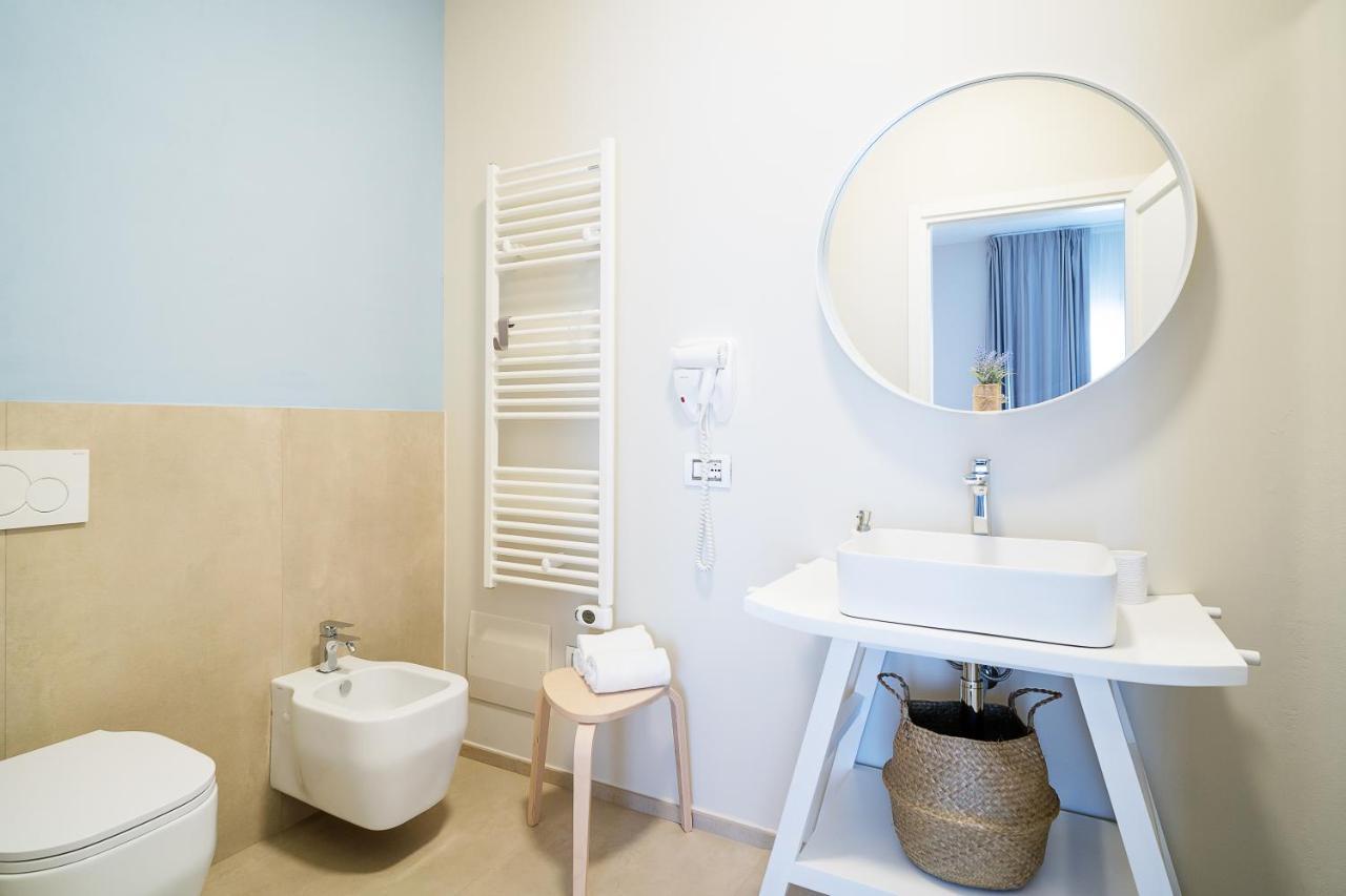 Enjoy Your Stay - Guest House - ออลเบีย ภายนอก รูปภาพ
